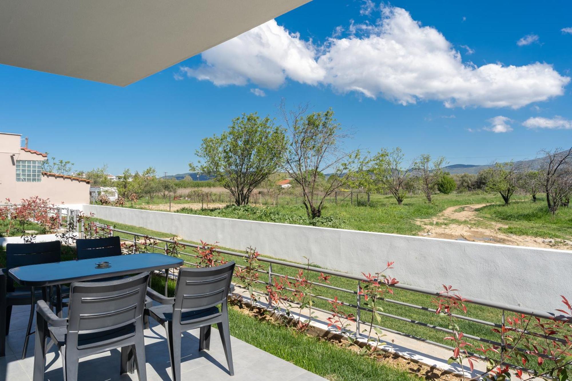 Iro Residential Complex Apartment Kavála ภายนอก รูปภาพ